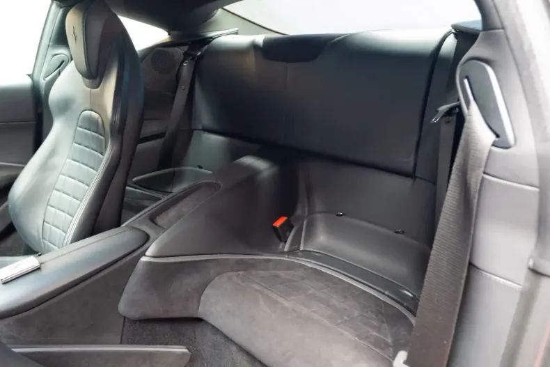 Ferrari Roma din 2022 cu 14.317 km - oferta FER106273 - foto 26