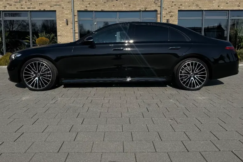 Mercedes-Benz S 580 din 2025 cu 15 km - oferta MER106275 - foto 3