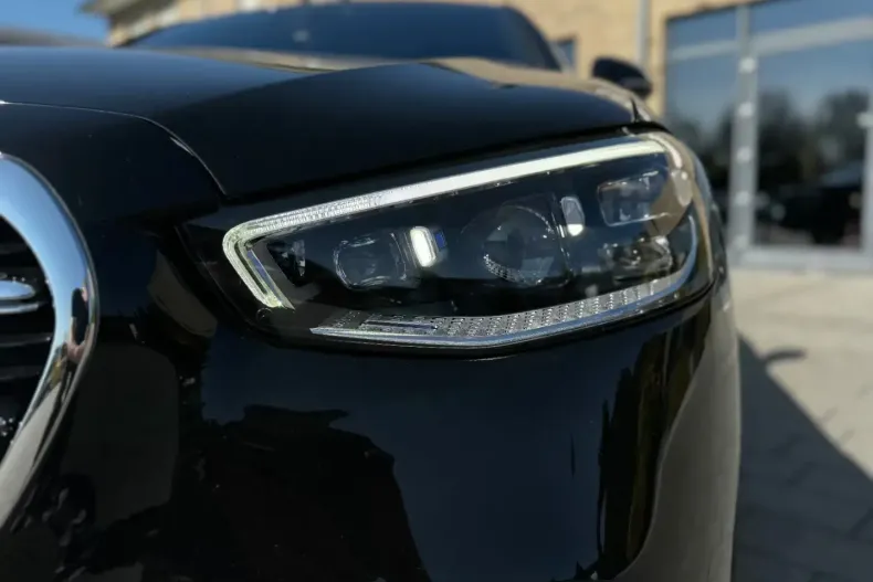 Mercedes-Benz S 580 din 2025 cu 15 km - oferta MER106275 - foto 4