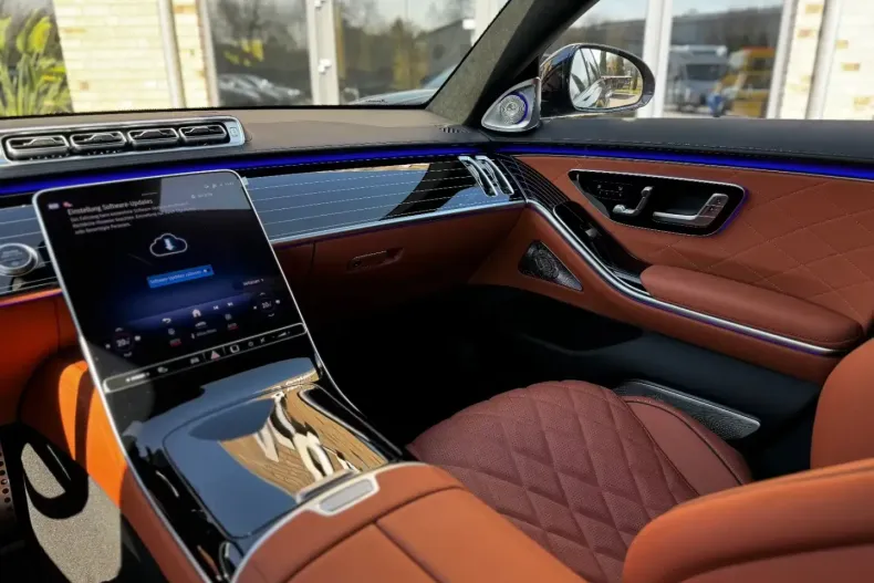 Mercedes-Benz S 580 din 2025 cu 15 km - oferta MER106275 - foto 9