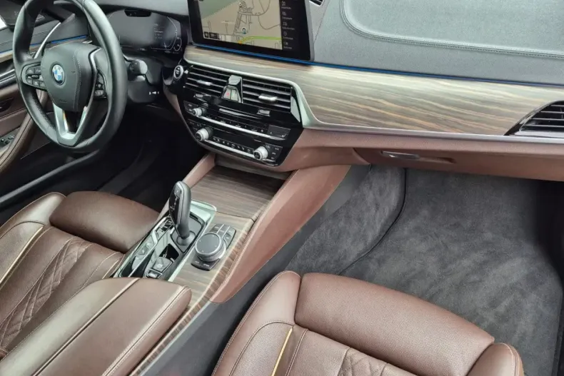 BMW 545 din 2025 cu 76.591 km - oferta BMW106281 - foto 6