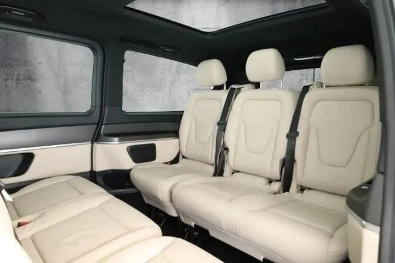 Mercedes-Benz V 300 din 2023 cu 25.000 km - oferta MER106286 - foto 10