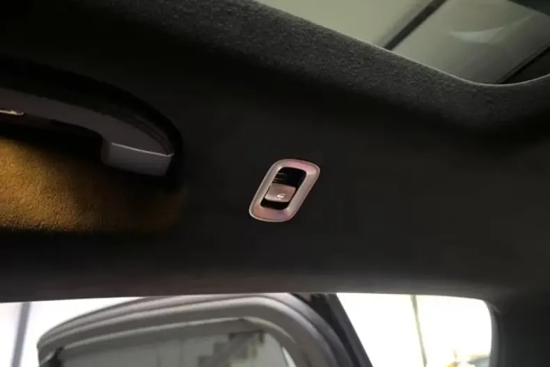 Mercedes-Benz S 580 din 2025 cu 20 km - oferta MER106297 - foto 13