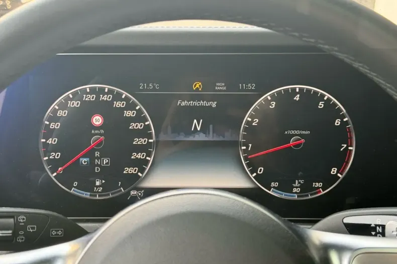 Mercedes-Benz G 500 din 2023 cu 11.200 km - oferta MER106304 - foto 14