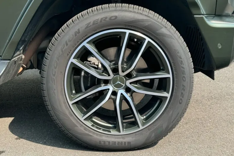 Mercedes-Benz G 500 din 2023 cu 11.200 km - oferta MER106304 - foto 28