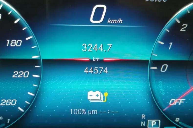 Mercedes-Benz GLE 350 din 2022 cu 44.547 km - oferta MER106308 - foto 24