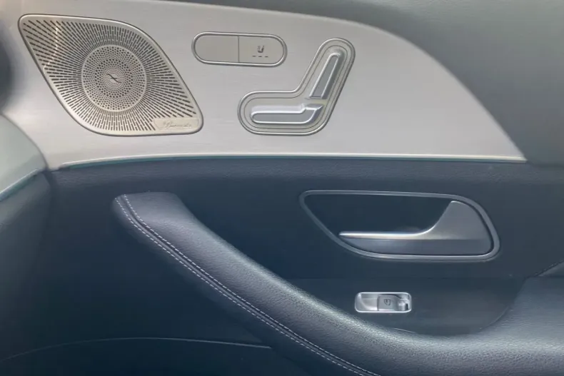 Mercedes-Benz GLE 350 din 2021 cu 68.794 km - oferta MER106309 - foto 28