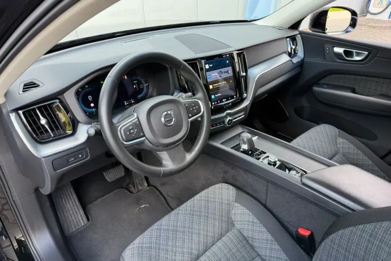 Volvo XC60 din 2023 cu 124.186 km - oferta VOL106312 - foto 15