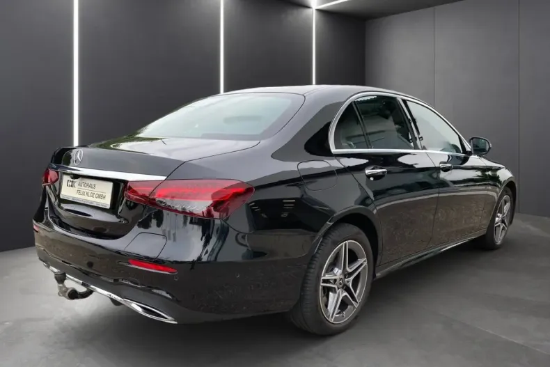 Mercedes-Benz E 300 din 2021 cu 54.057 km - oferta MER106313 - foto 2