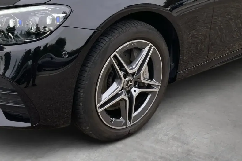 Mercedes-Benz E 300 din 2021 cu 54.057 km - oferta MER106313 - foto 5