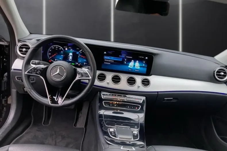 Mercedes-Benz E 300 din 2021 cu 54.057 km - oferta MER106313 - foto 6