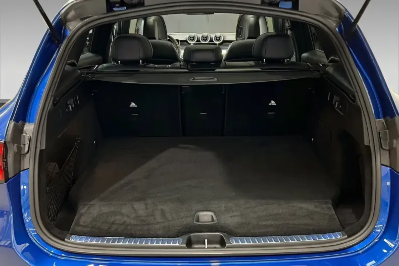 Mercedes-Benz GLC 400 din 2022 cu 50.314 km - oferta MER106315 - foto 8