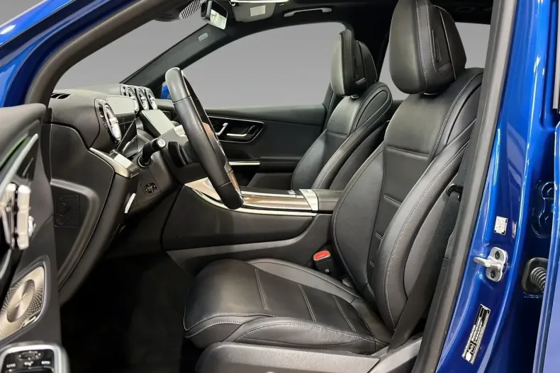 Mercedes-Benz GLC 400 din 2022 cu 50.314 km - oferta MER106315 - foto 9