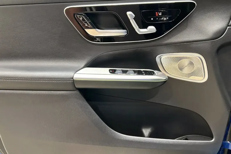 Mercedes-Benz GLC 400 din 2022 cu 50.314 km - oferta MER106315 - foto 13