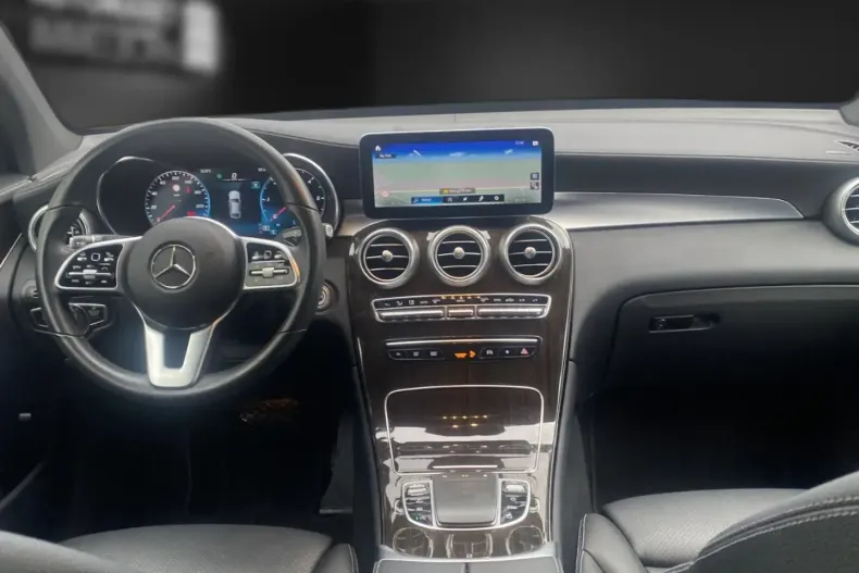 Mercedes-Benz GLC 200 din 2021 cu 69.998 km - oferta MER106316 - foto 13