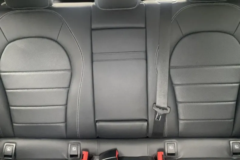 Mercedes-Benz GLC 200 din 2021 cu 69.998 km - oferta MER106316 - foto 17