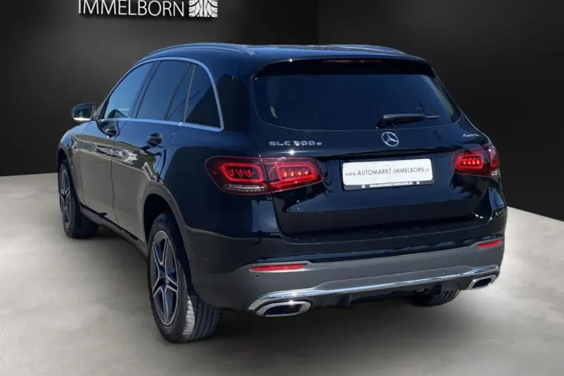 Mercedes-Benz GLC 300 din 2021 cu 29.607 km - oferta MER106318 - foto 6