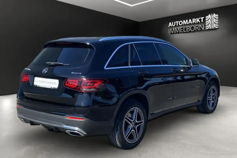 Mercedes-Benz GLC 300 din 2021 cu 29.607 km - oferta MER106318 - foto 8