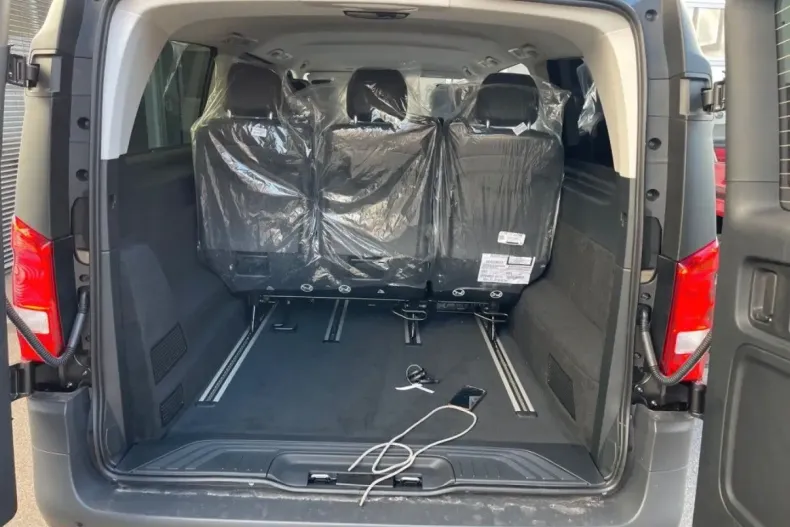 Mercedes-Benz Vito din 2024 cu 36.000 km - oferta MER106345 - foto 9