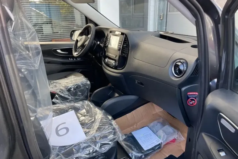 Mercedes-Benz Vito din 2024 cu 36.000 km - oferta MER106345 - foto 12