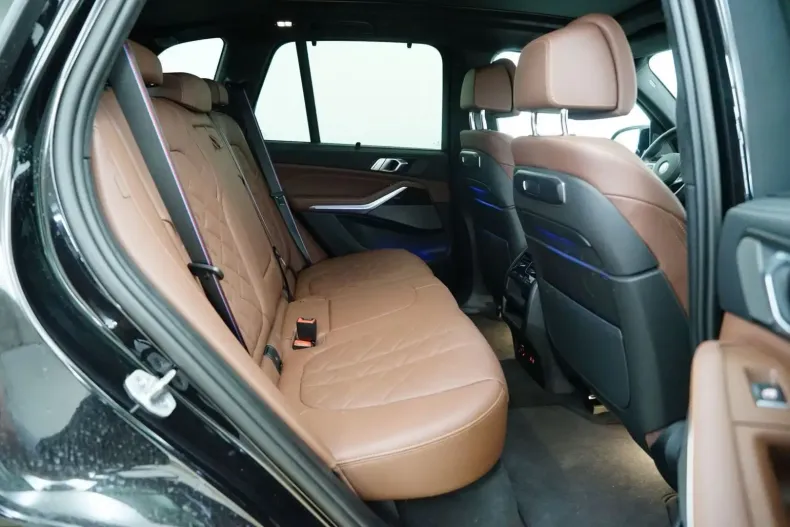 BMW X5 M60 din 2024 cu 9.700 km - oferta BMW106346 - foto 9