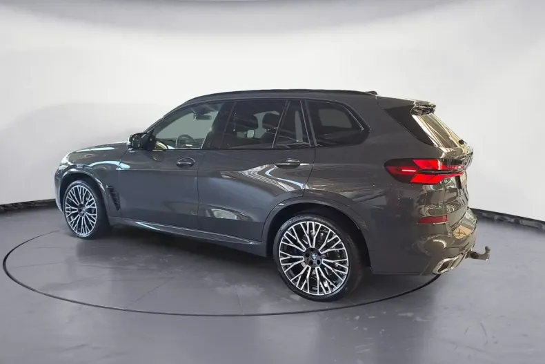 BMW X5 M60 din 2024 cu 16.867 km - oferta BMW106351 - foto 3
