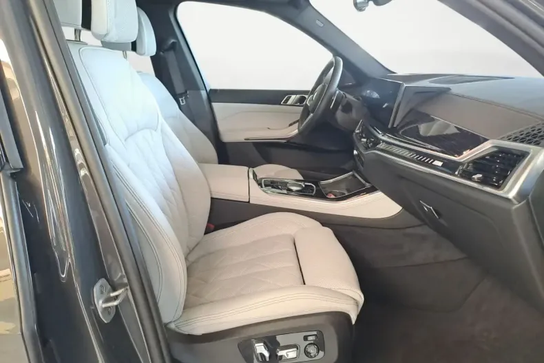 BMW X5 M60 din 2024 cu 16.867 km - oferta BMW106351 - foto 8