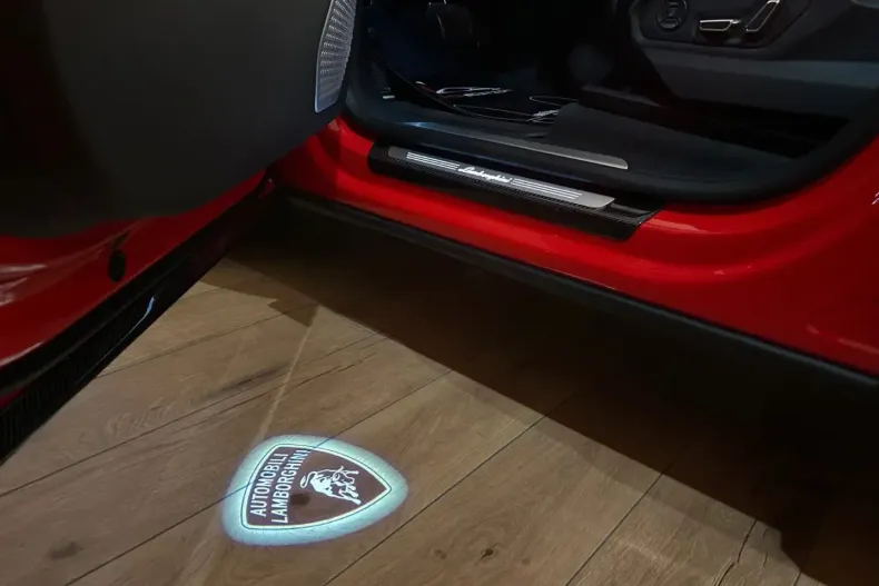 Lamborghini Urus din 2021 cu 12.850 km - oferta LAM106355 - foto 17