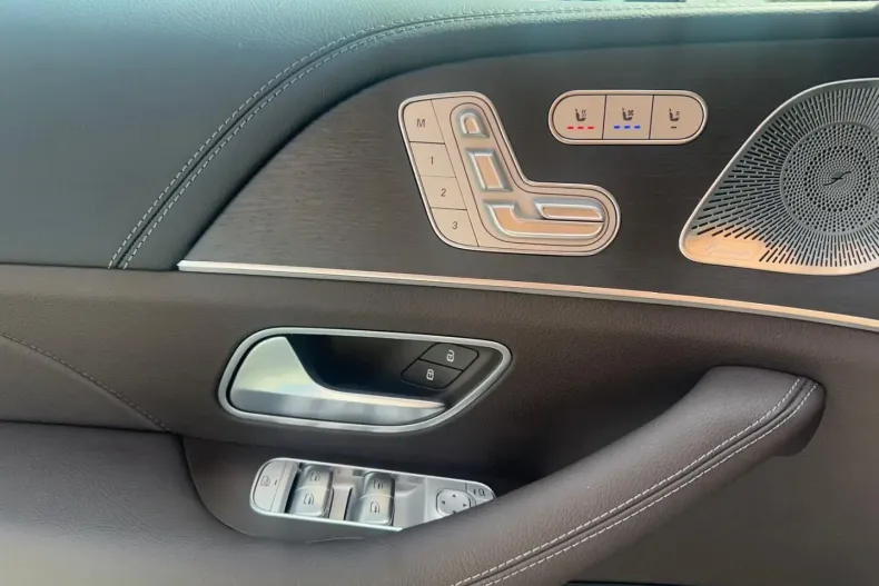 Mercedes-Benz GLE 400 din 2024 cu 7.000 km - oferta MER106357 - foto 16