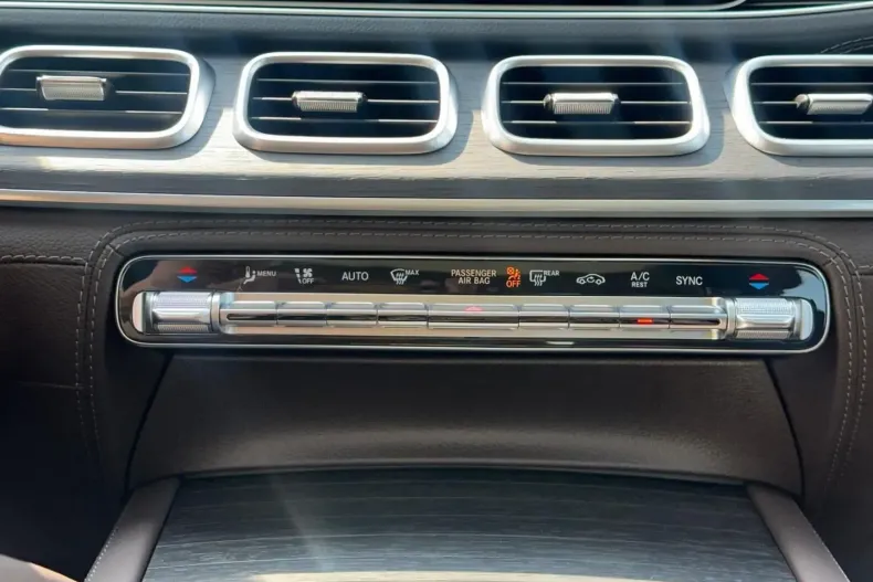 Mercedes-Benz GLE 400 din 2024 cu 7.000 km - oferta MER106357 - foto 28