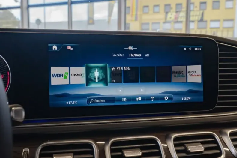 Mercedes-Benz GLE 300 din 2024 cu 19.758 km - oferta MER106358 - foto 21