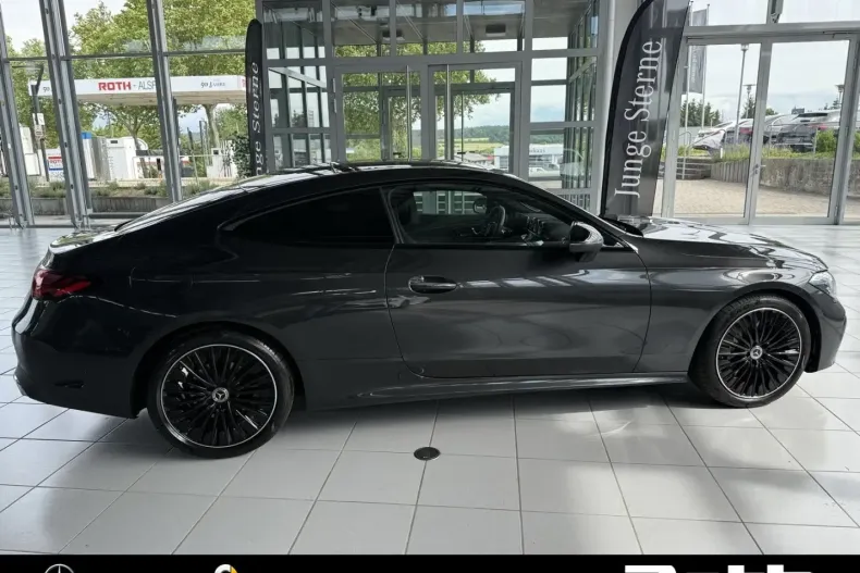 Mercedes-Benz CLE 200 din 2024 cu 16.200 km - oferta MER106365 - foto 5