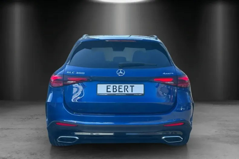 Mercedes-Benz GLC 300 din 2023 cu 3.989 km - oferta MER106371 - foto 4