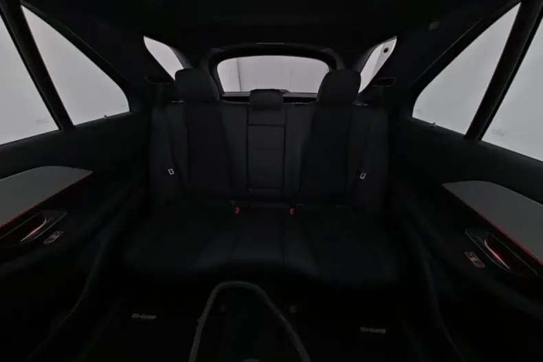 Mercedes-Benz GLE 450 din 2024 cu 16.905 km - oferta MER106377 - foto 8