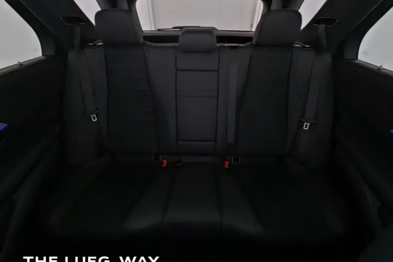 Mercedes-Benz GLE 300 din 2024 cu 17.251 km - oferta MER106379 - foto 5