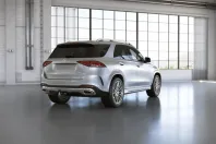 Mercedes-Benz GLE 400 din 2023 cu 43.851 km - oferta MER106381 - foto 3