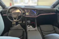 Volkswagen Touareg din 2024 cu 49.900 km - oferta VOL106387 - foto 10