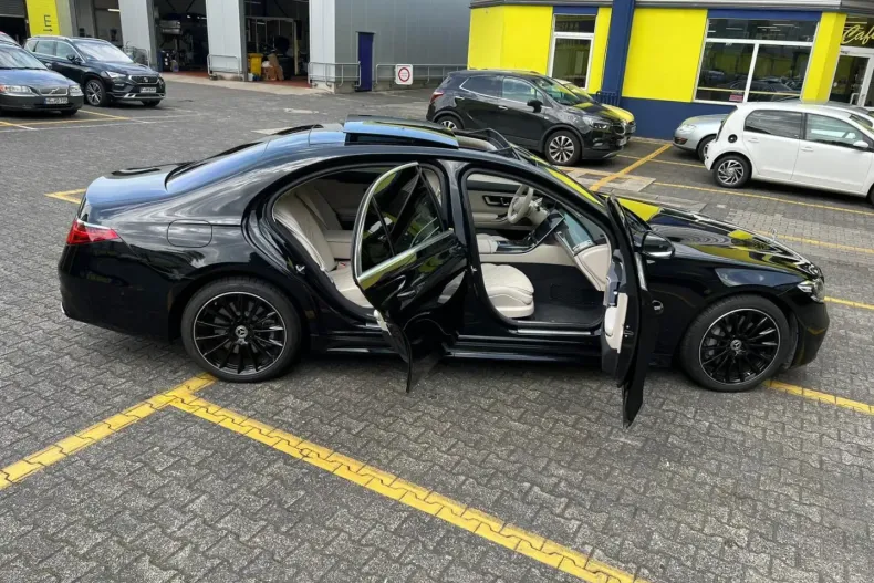 Mercedes-Benz S 580 din 2022 cu 14.556 km - oferta MER106389 - foto 4