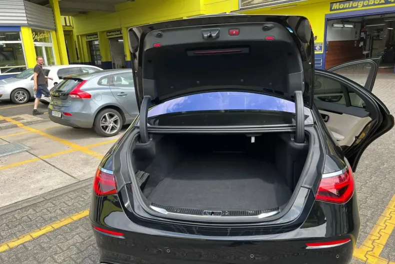 Mercedes-Benz S 580 din 2022 cu 14.556 km - oferta MER106389 - foto 5