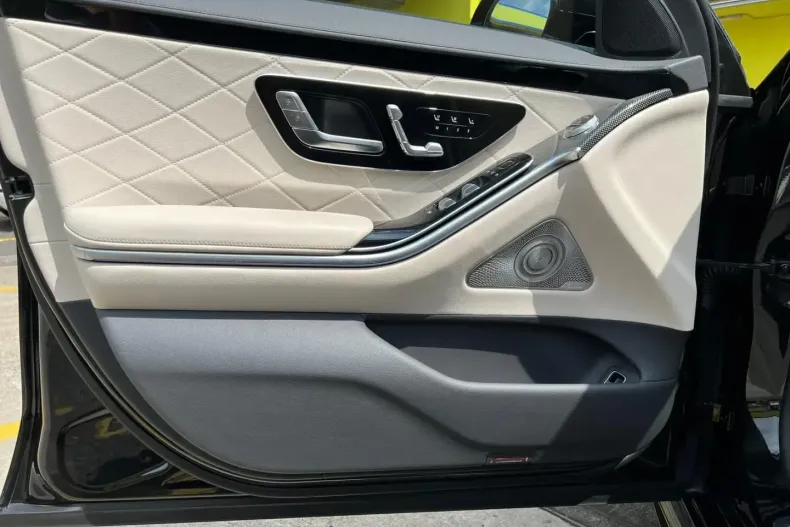 Mercedes-Benz S 580 din 2022 cu 14.556 km - oferta MER106389 - foto 10