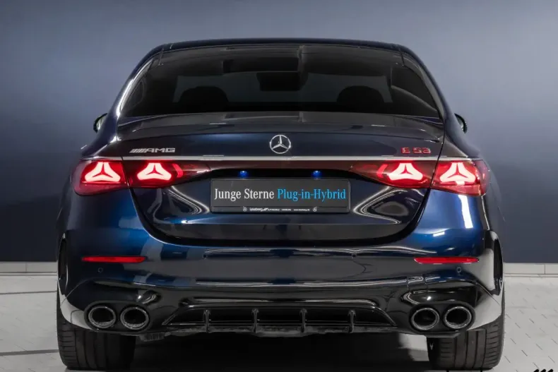 Mercedes-Benz E 53 AMG din 2024 cu 7.784 km - oferta MER106396 - foto 6