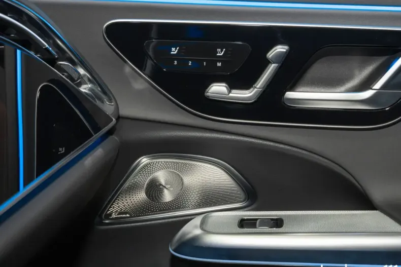 Mercedes-Benz E 53 AMG din 2024 cu 7.784 km - oferta MER106396 - foto 12