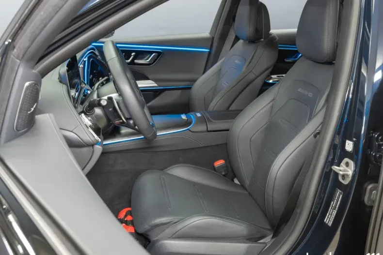 Mercedes-Benz E 53 AMG din 2024 cu 7.784 km - oferta MER106396 - foto 13