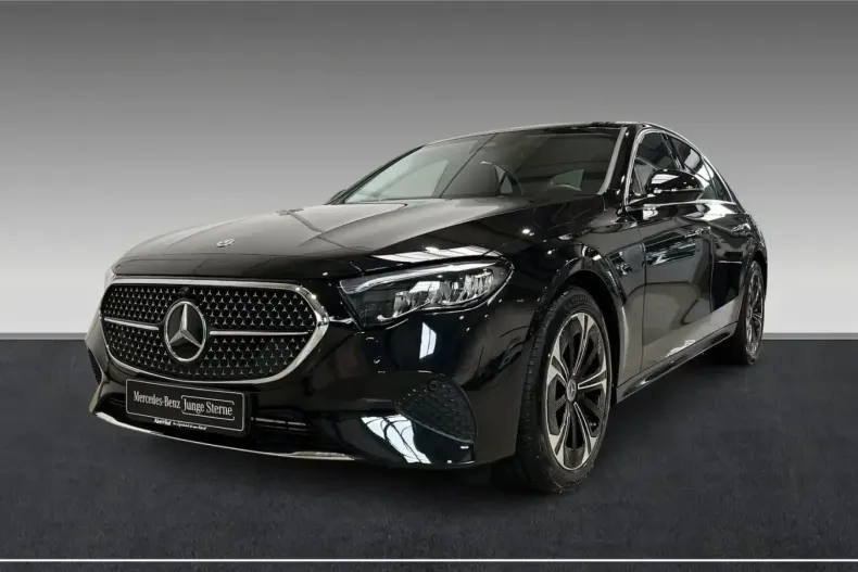 Mercedes-Benz E 450 din 2024 cu 7.376 km - oferta MER106404 - foto 1