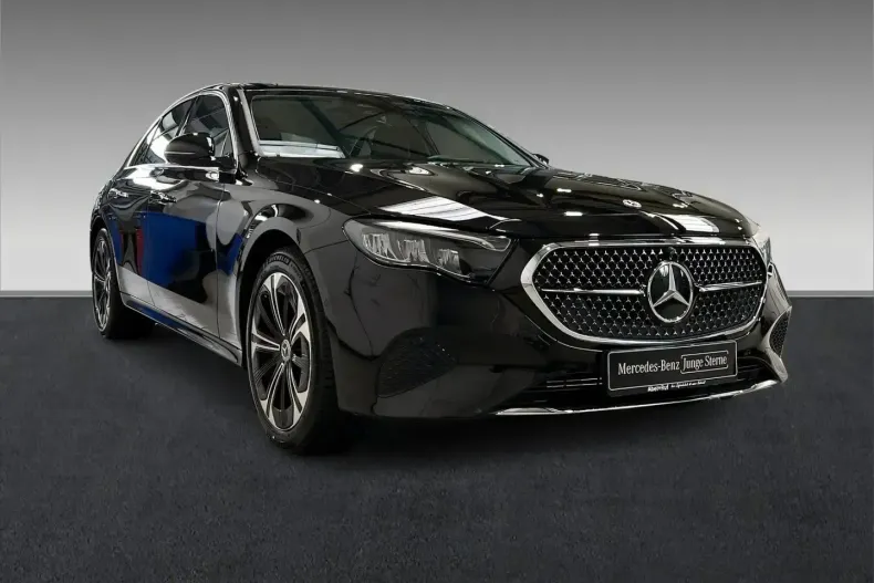 Mercedes-Benz E 450 din 2024 cu 7.376 km - oferta MER106404 - foto 4