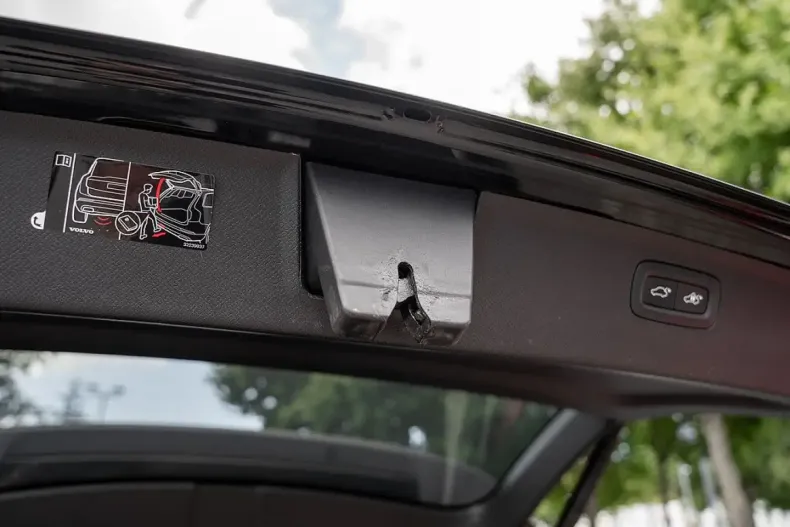 Volvo XC90 din 2022 cu 100.850 km - oferta VOL106407 - foto 24