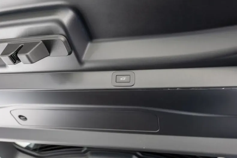 Land Rover Range Rover din 2024 cu 29.999 km - oferta LAN106412 - foto 9