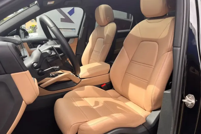 Porsche Cayenne din 2023 cu 19.800 km - oferta POR106414 - foto 6