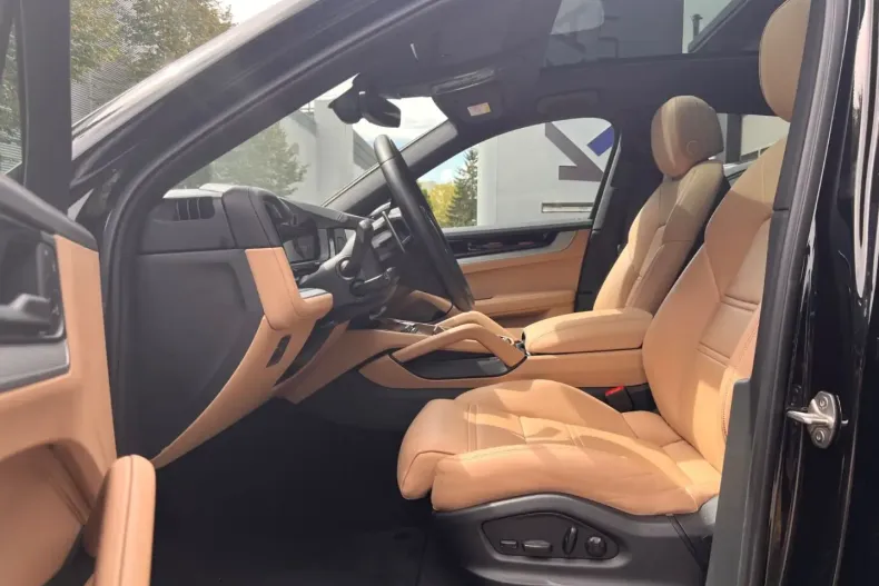 Porsche Cayenne din 2023 cu 19.800 km - oferta POR106415 - foto 5