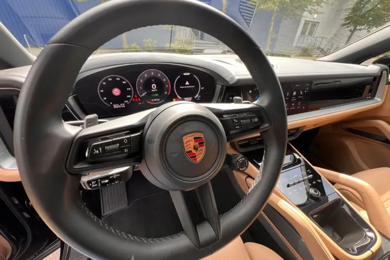 Porsche Cayenne din 2023 cu 19.800 km - oferta POR106415 - foto 11